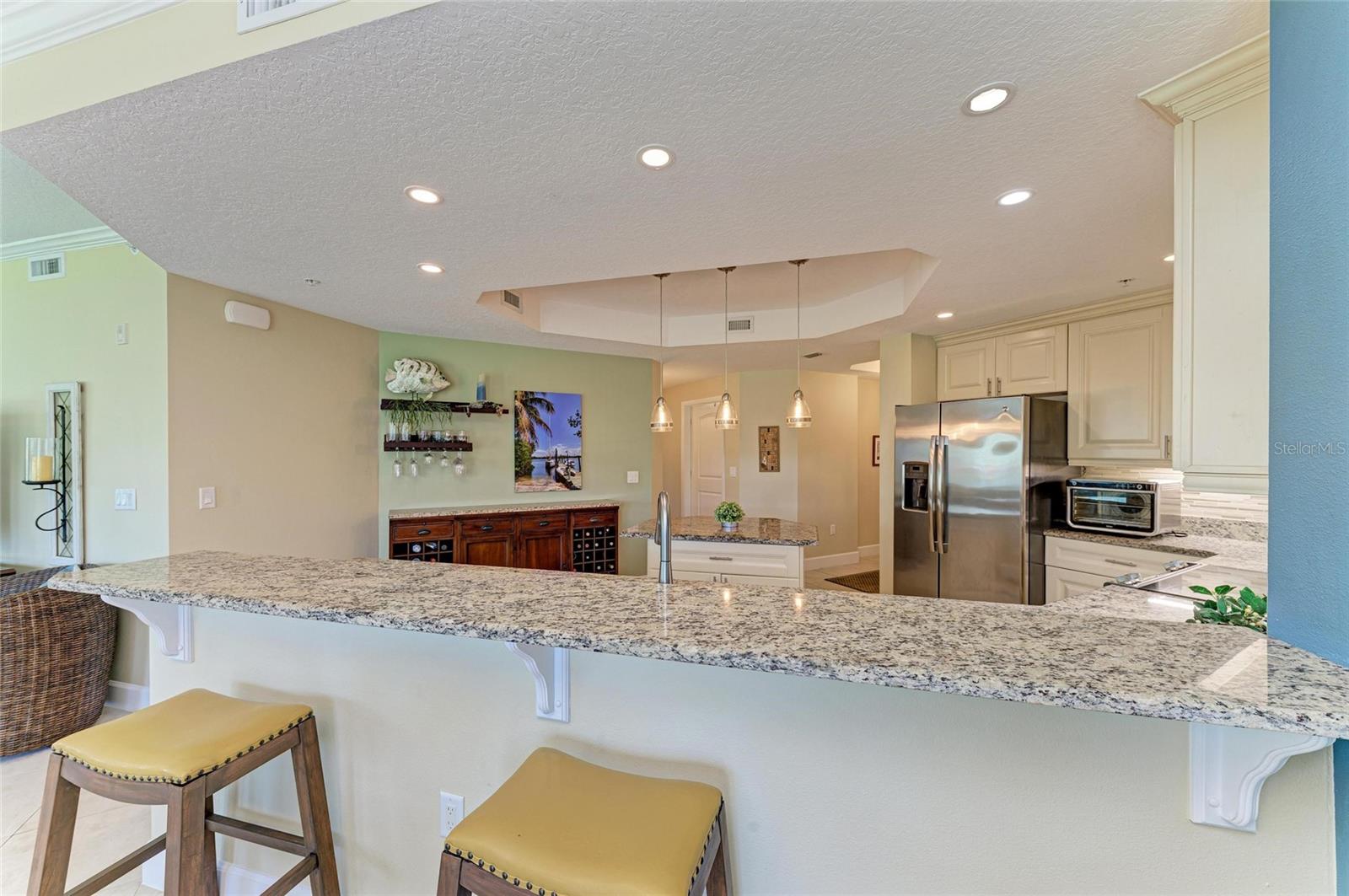 PALMA SOLA BAY CLUB PH 1 - Residential