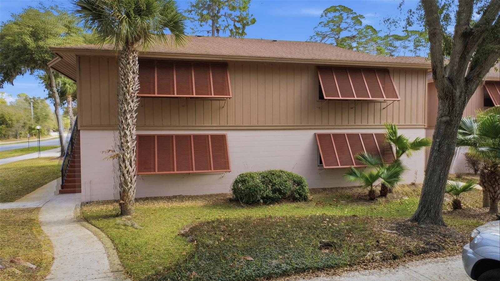 EDGEWATER CONDO APTS - Residential