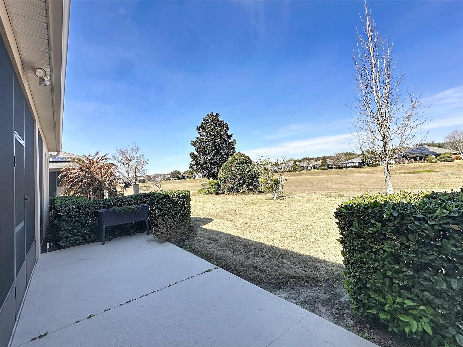 CASCADES OF GROVELAND (TRILOGY) - Residential