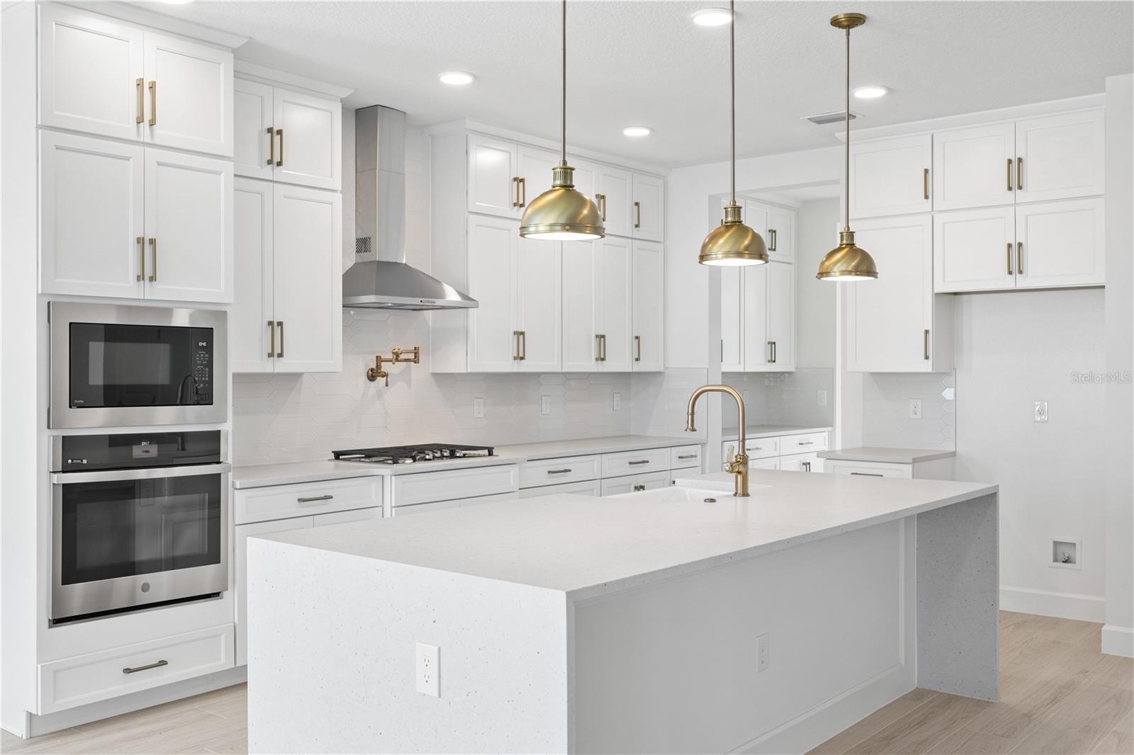 LAKE STAR AT OVATION PHASE 1B - Residential