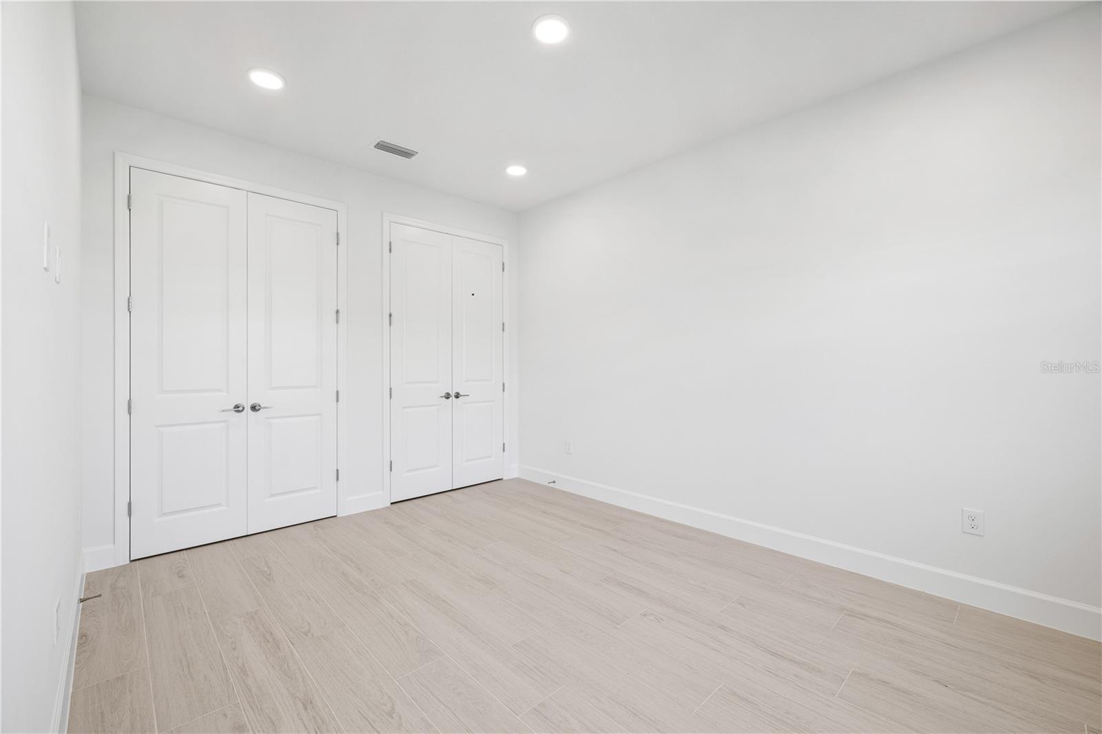 LAKE STAR AT OVATION PHASE 1B - Residential