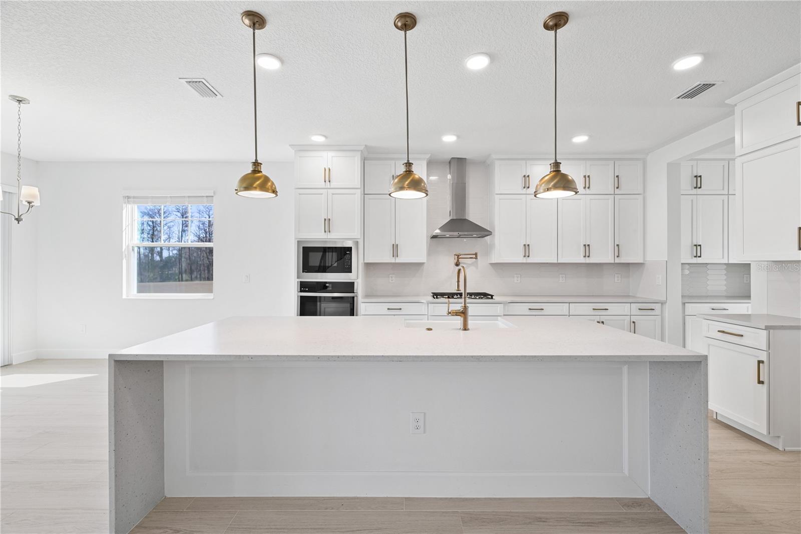 LAKE STAR AT OVATION PHASE 1B - Residential