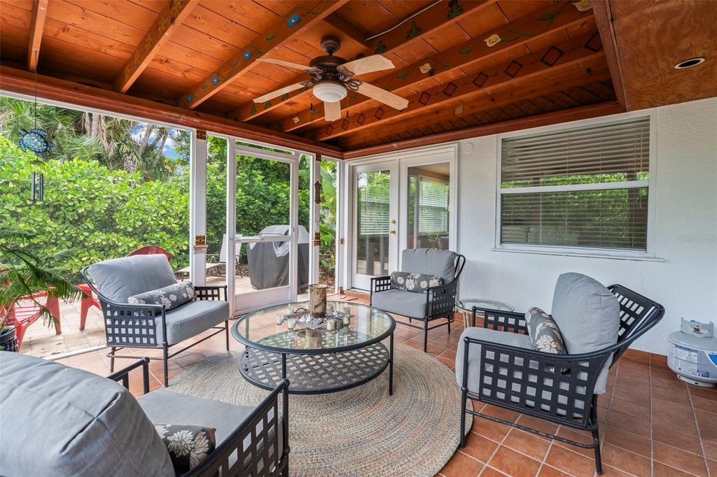 Photo of 2334 Tropical Shores Drive SE, St Petersburg, FL 33705 (MLS # TB8391071)