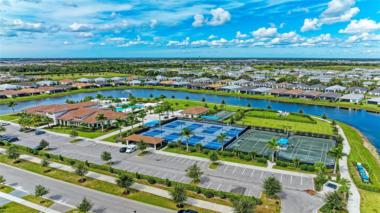 CRESSWIND LAKEWOOD RANCH - Residential