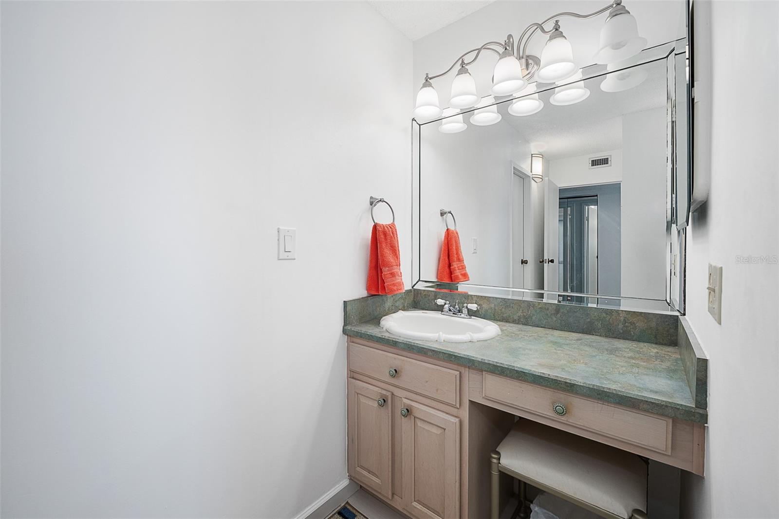BAYSHORE BATH & TENNIS CLUB CONDO - Residential