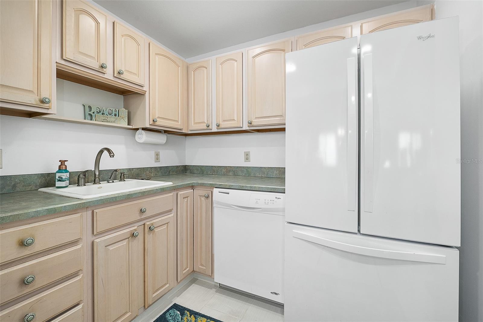 BAYSHORE BATH & TENNIS CLUB CONDO - Residential