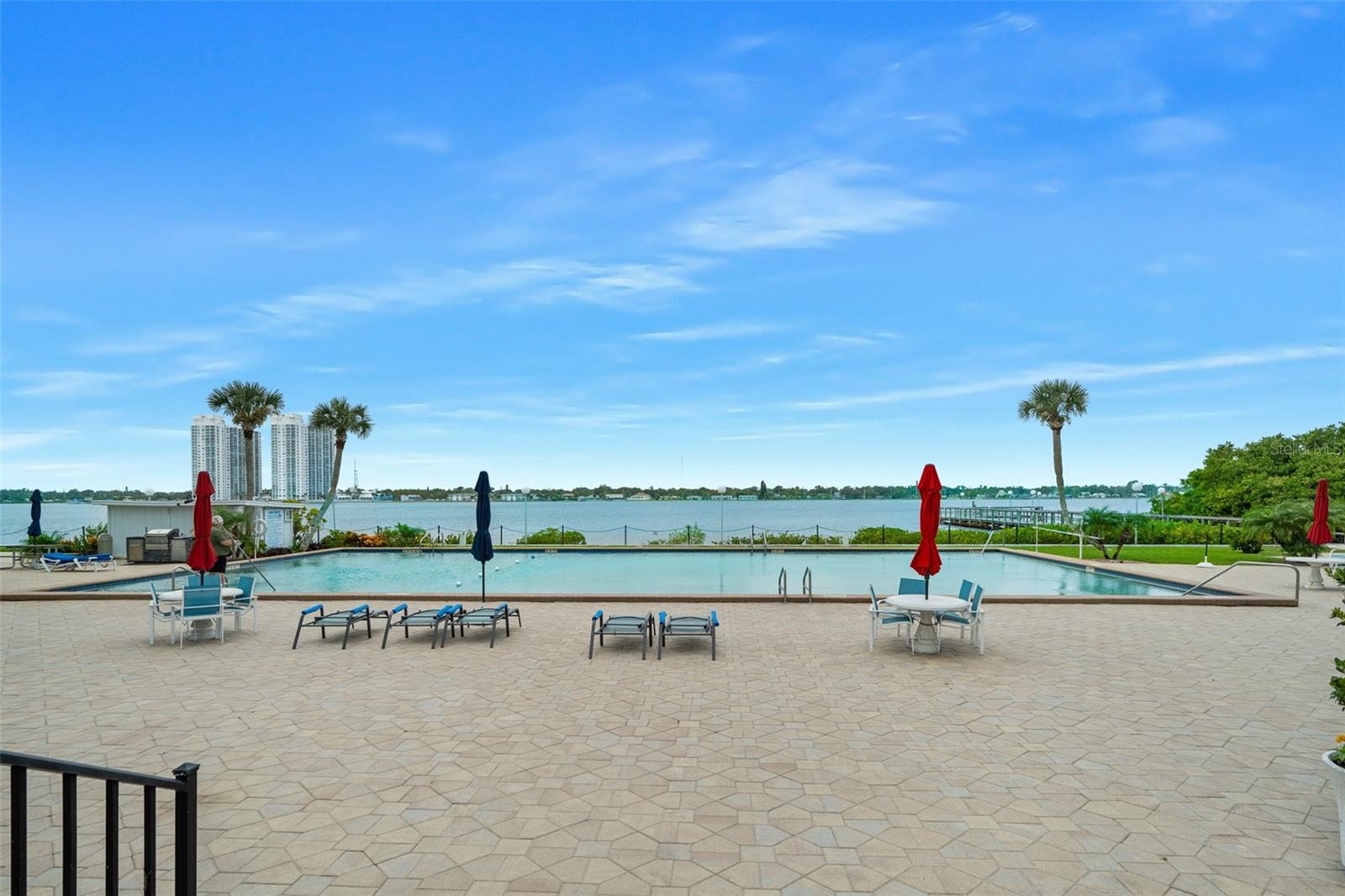 BAYSHORE BATH & TENNIS CLUB CONDO - Residential