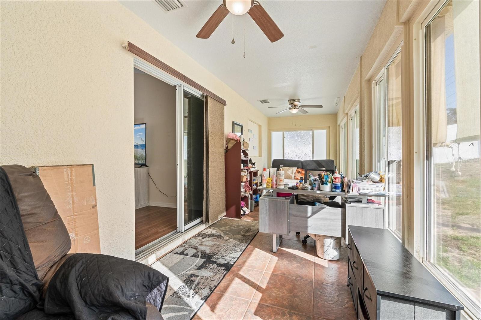 EUSTIS LAKE DOT ESTATES SUB - Residential