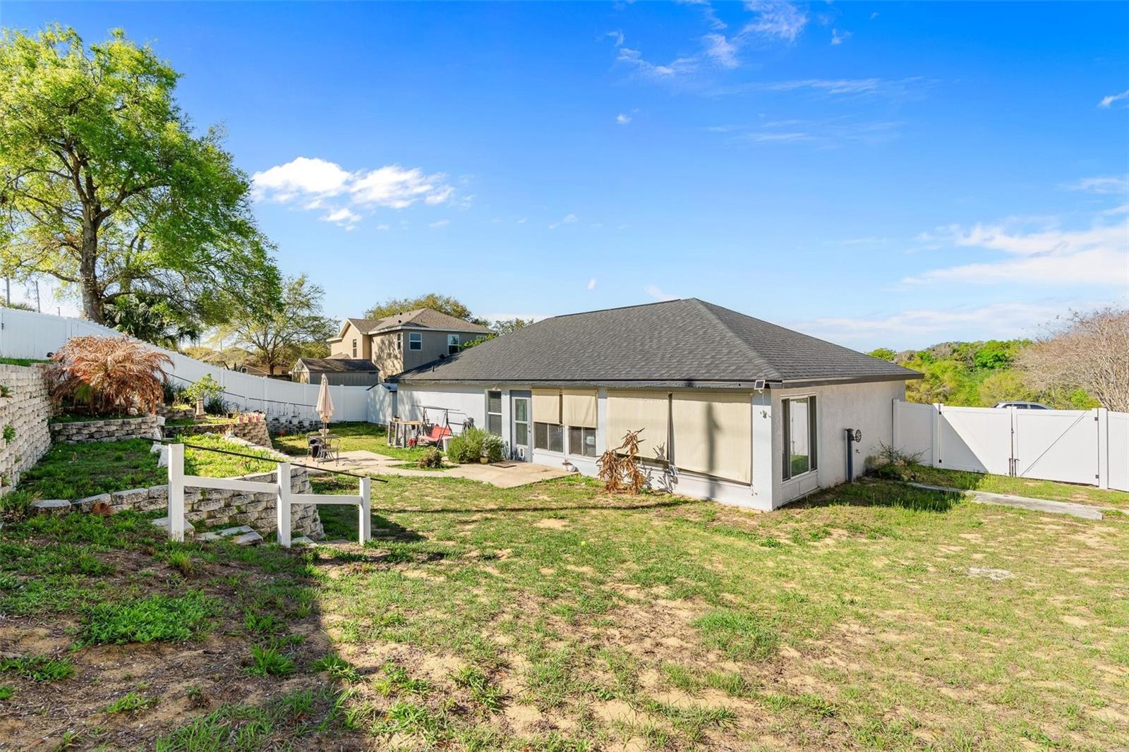 EUSTIS LAKE DOT ESTATES SUB - Residential