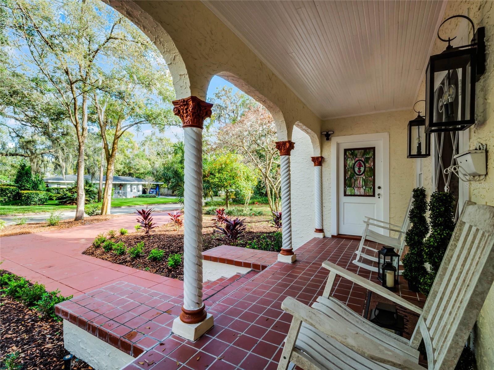 2004 MAGNOLIA AVENUE