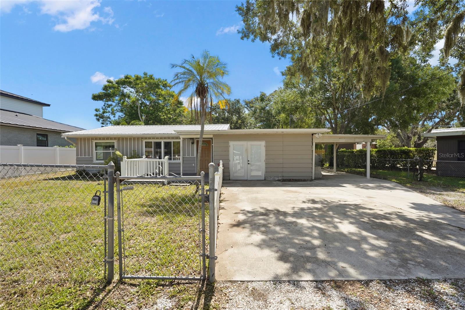 1013 CRONLEY PLACE