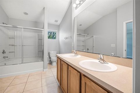 A home in APOPKA