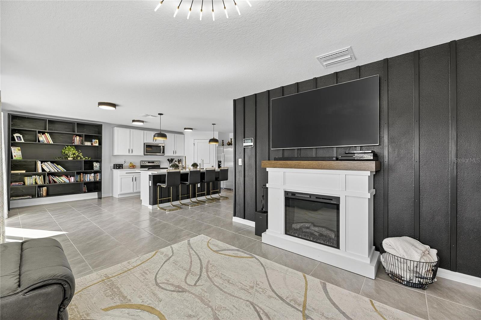 NORTH PK ISLE PH 2B & 3A - Residential