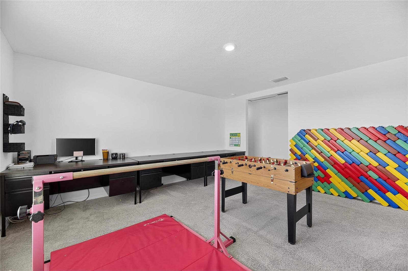 NORTH PK ISLE PH 2B & 3A - Residential