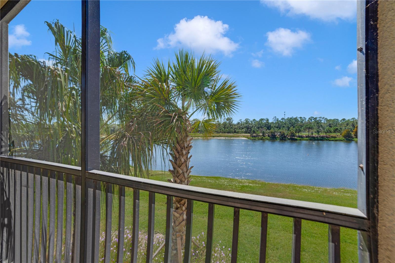 TERRACE I AT LAKEWOOD NATIONAL PH 2 - Residential Lease