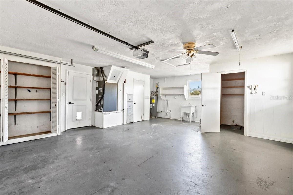 FAIRWAY UNIT 04 - Residential