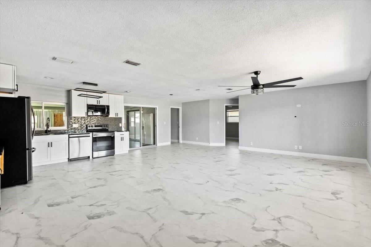 FAIRWAY UNIT 04 - Residential