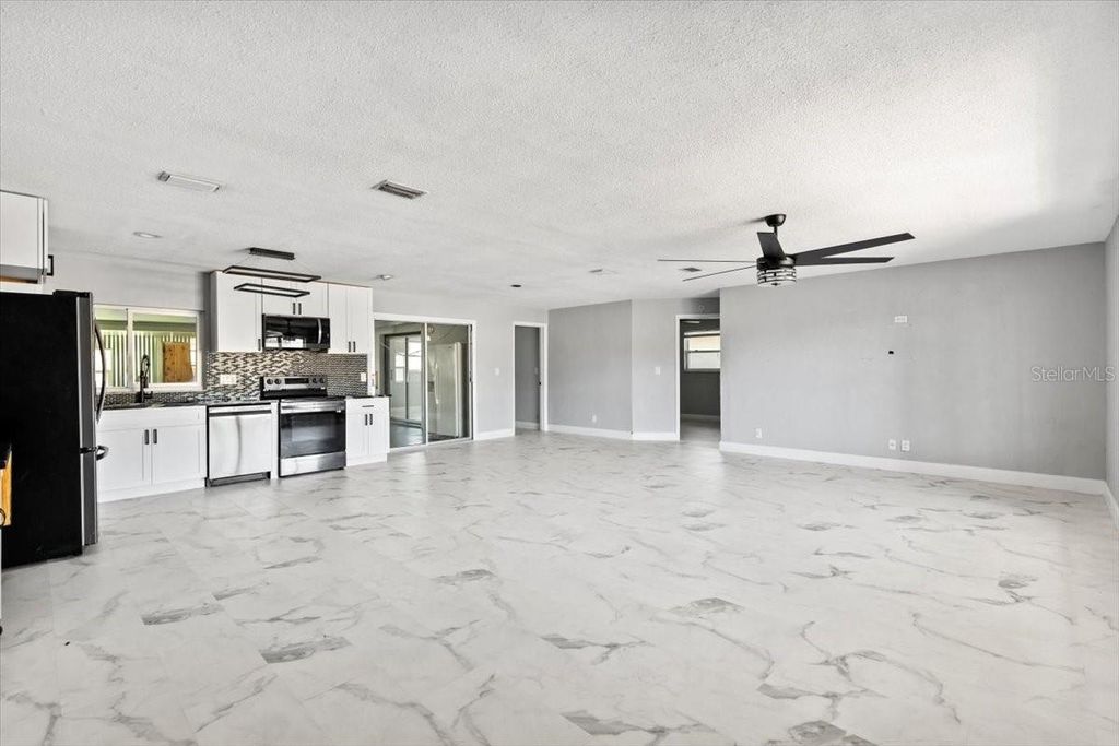 Photo of 1436 Mardrake Road, Daytona Beach, FL 32114 (MLS # V4947666)