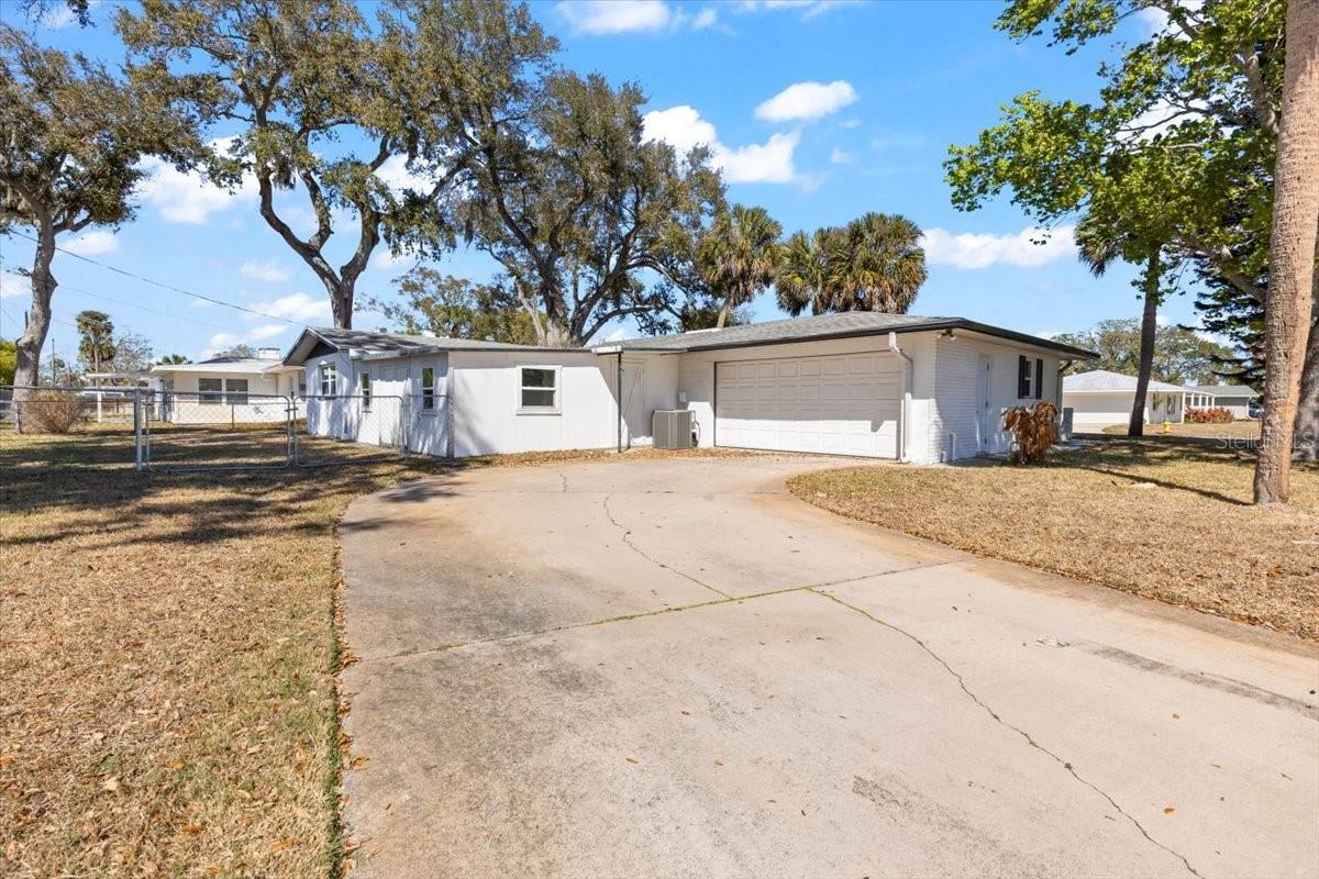 FAIRWAY UNIT 04 - Residential