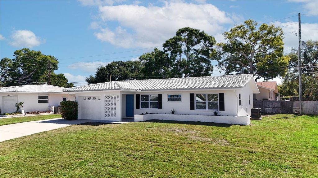 Photo of 8977 140th Way, Seminole, FL 33776 (MLS # TB8494145)
