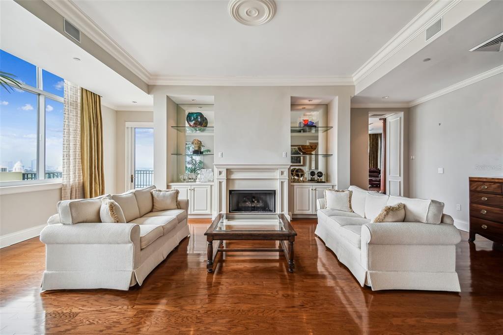 THE STOVALL ON BAYSHORE CONDO - Residential