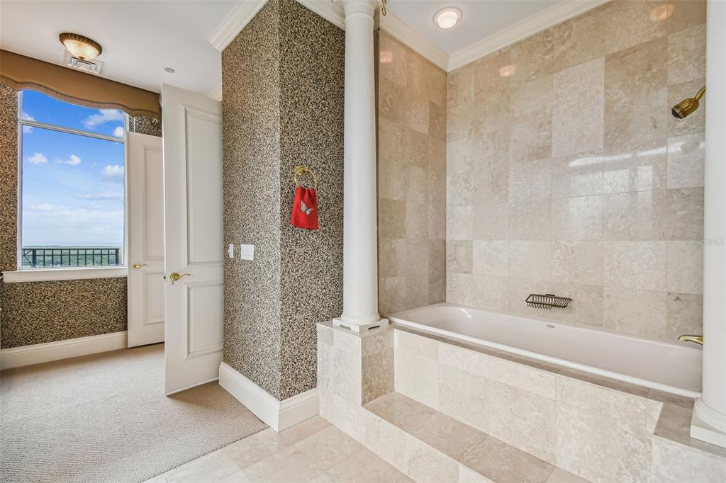 THE STOVALL ON BAYSHORE CONDO - Residential