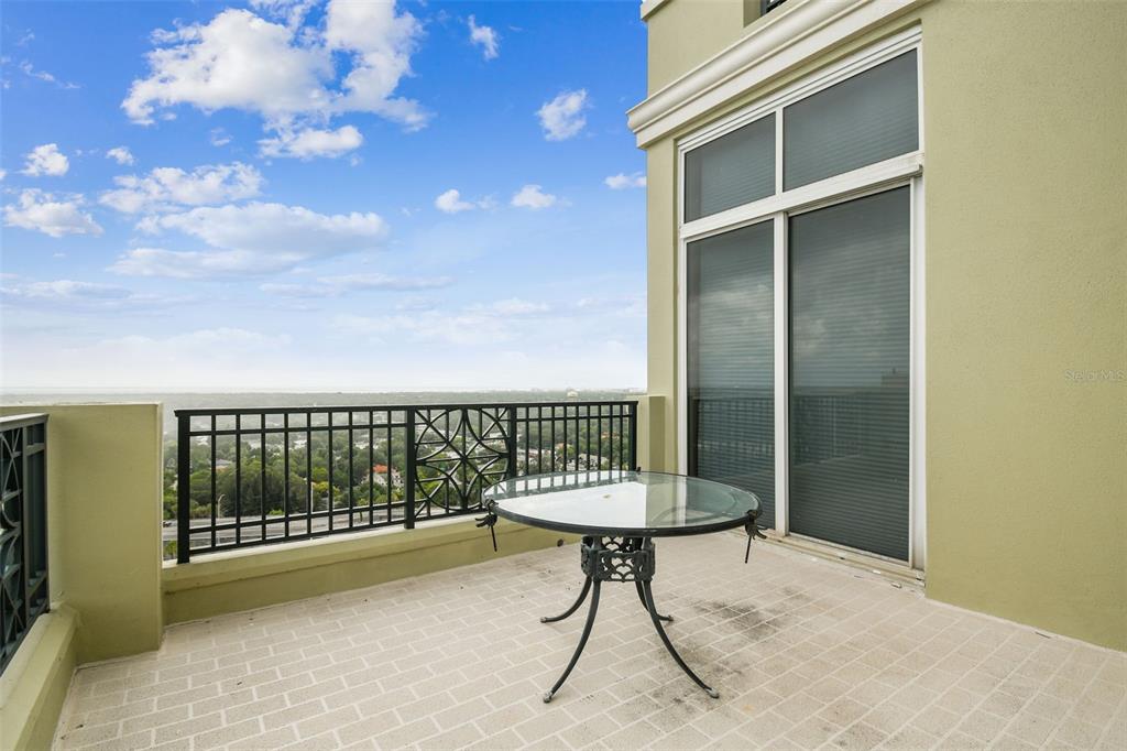 THE STOVALL ON BAYSHORE CONDO - Residential