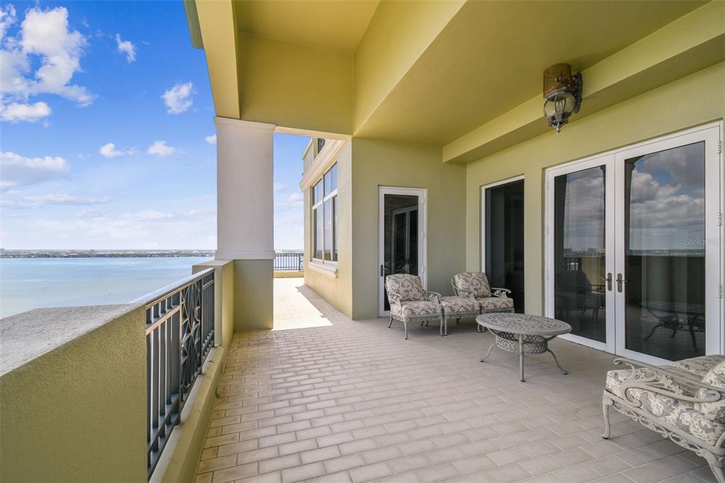 THE STOVALL ON BAYSHORE CONDO - Residential
