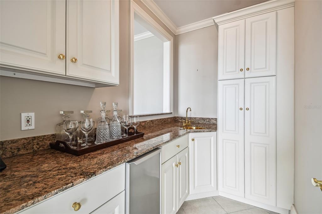 THE STOVALL ON BAYSHORE CONDO - Residential