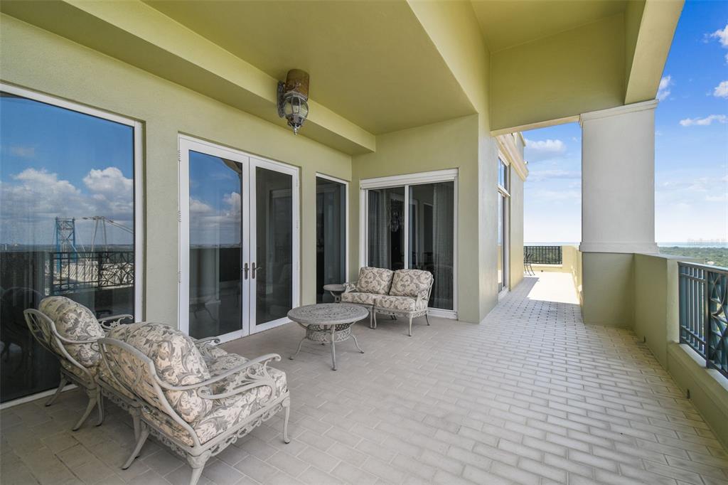 THE STOVALL ON BAYSHORE CONDO - Residential