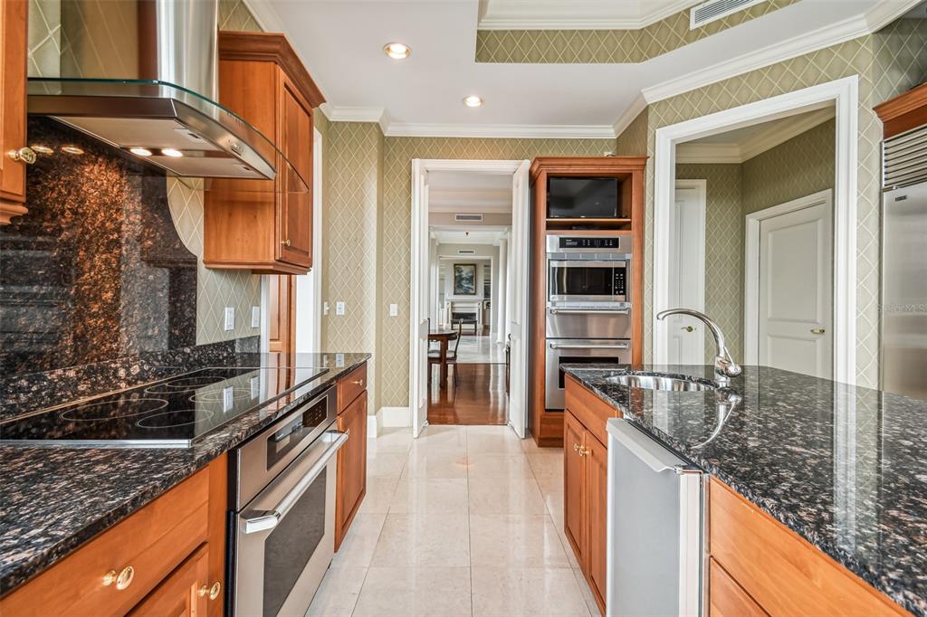 THE STOVALL ON BAYSHORE CONDO - Residential