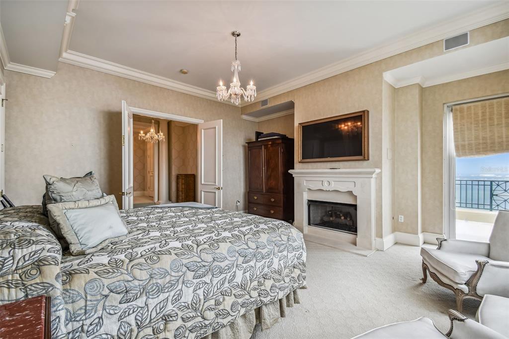 THE STOVALL ON BAYSHORE CONDO - Residential