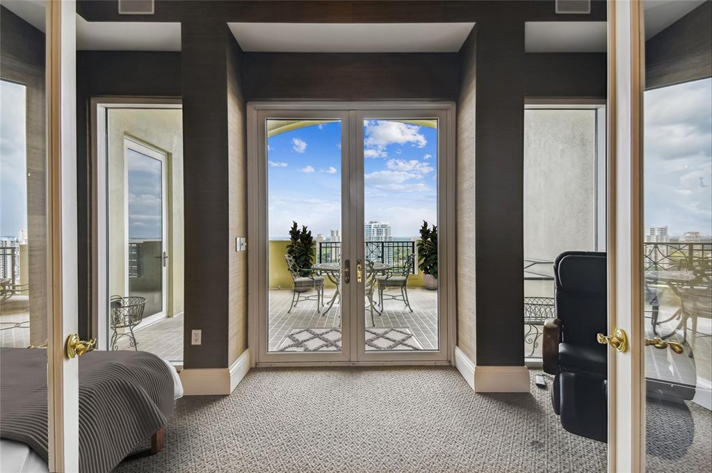 THE STOVALL ON BAYSHORE CONDO - Residential