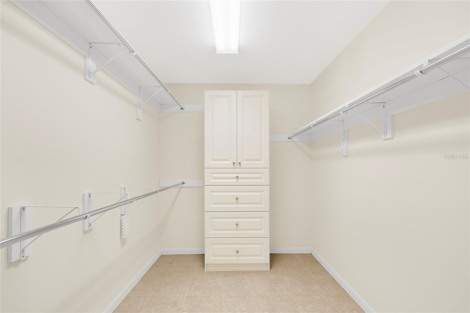 VENICE GARDENS SEC 2 - Residential