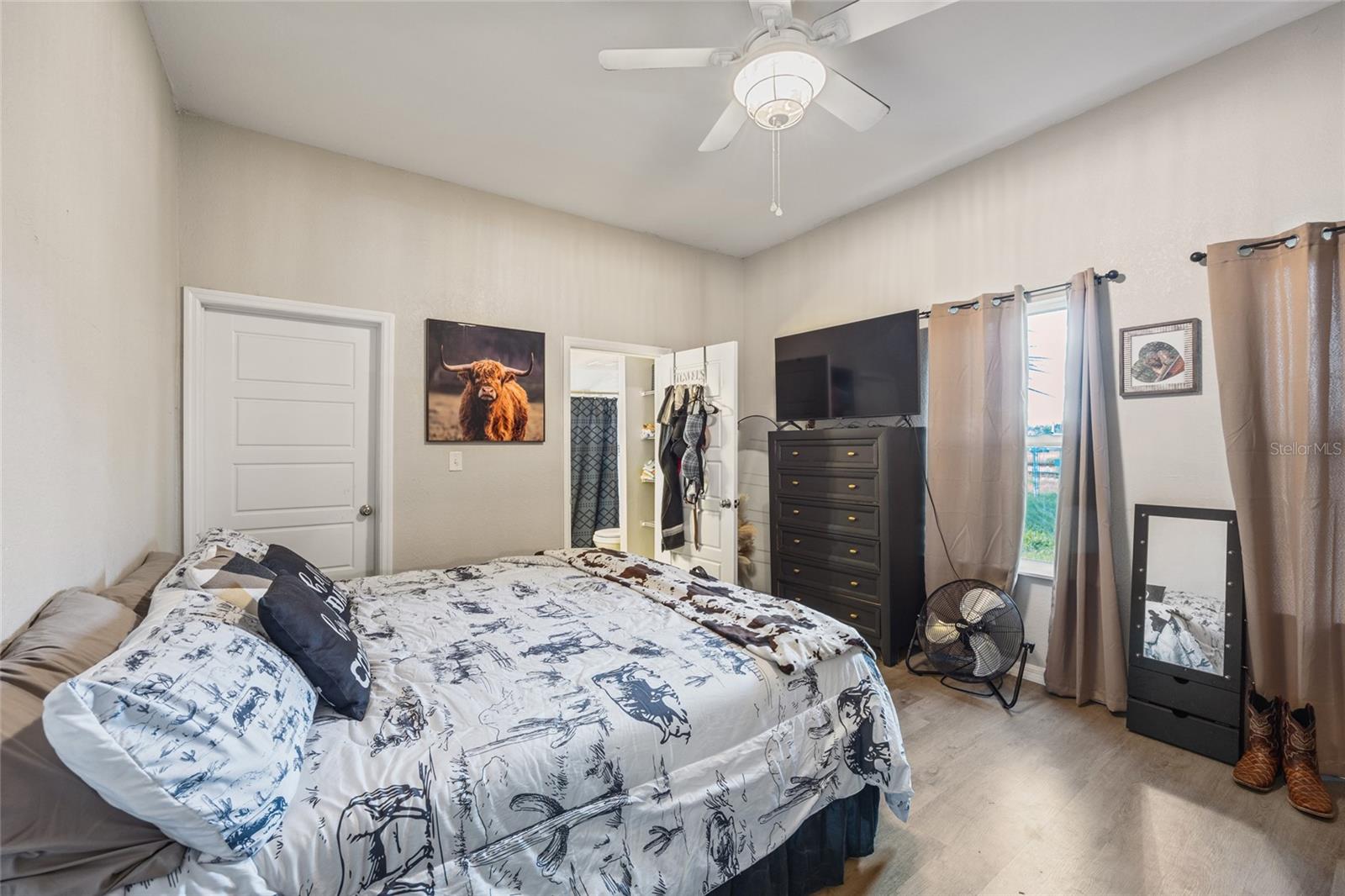 HWY 60 ACREAGE - Residential