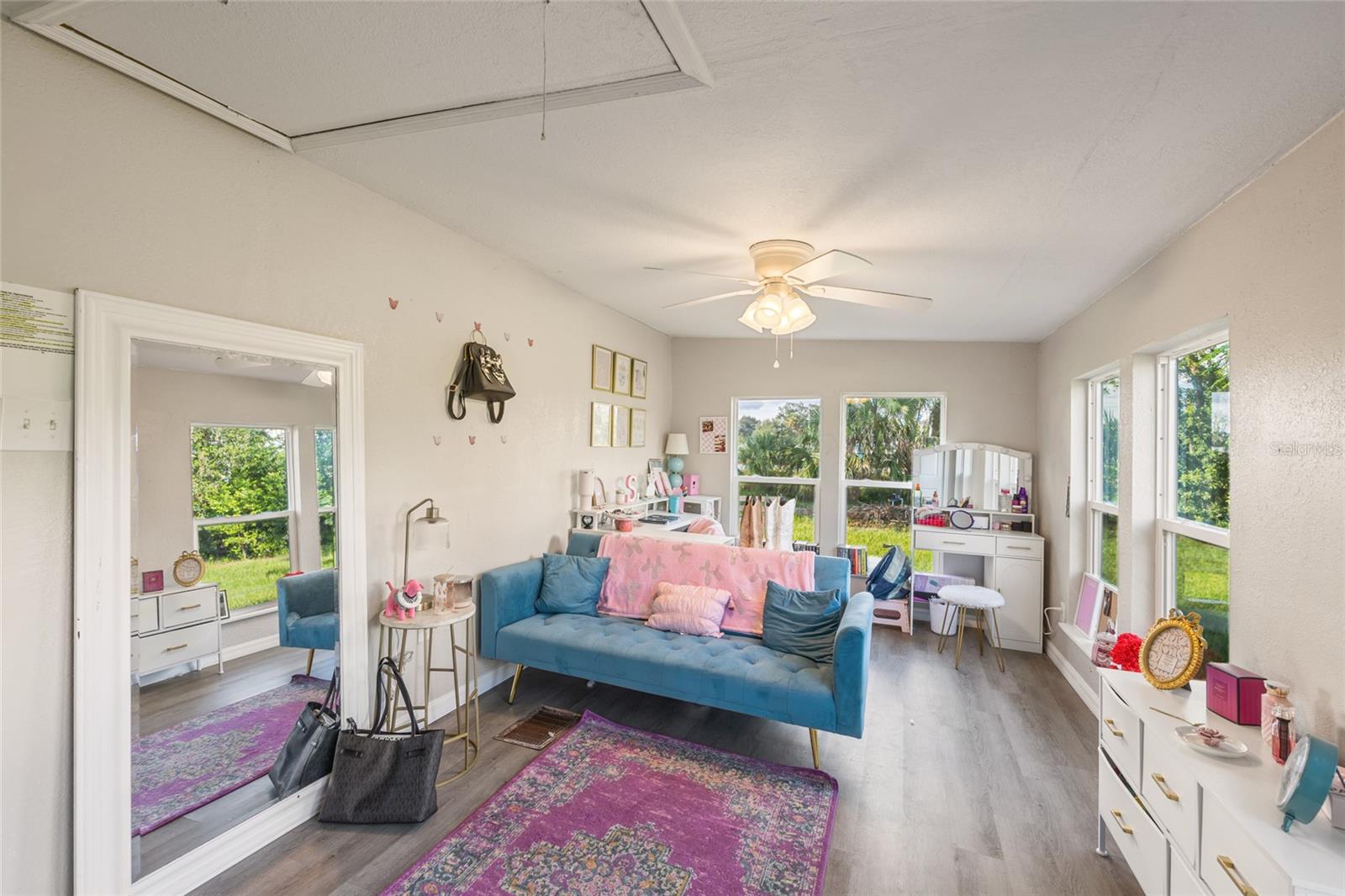 HWY 60 ACREAGE - Residential