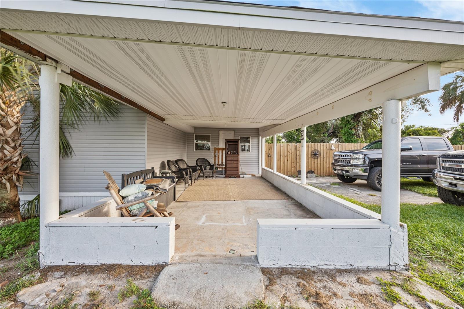 HWY 60 ACREAGE - Residential