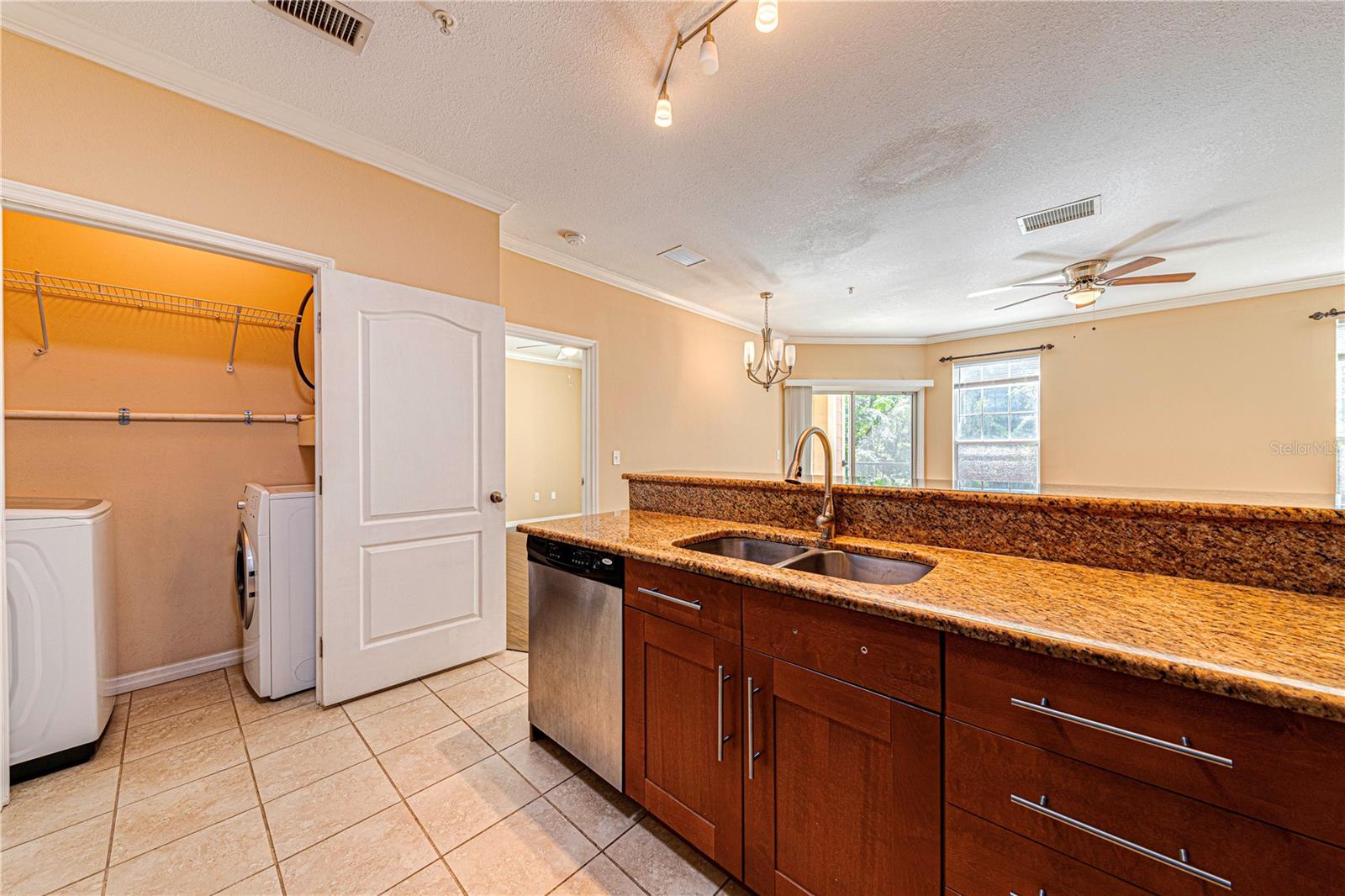 BORDEAUX - Residential Lease