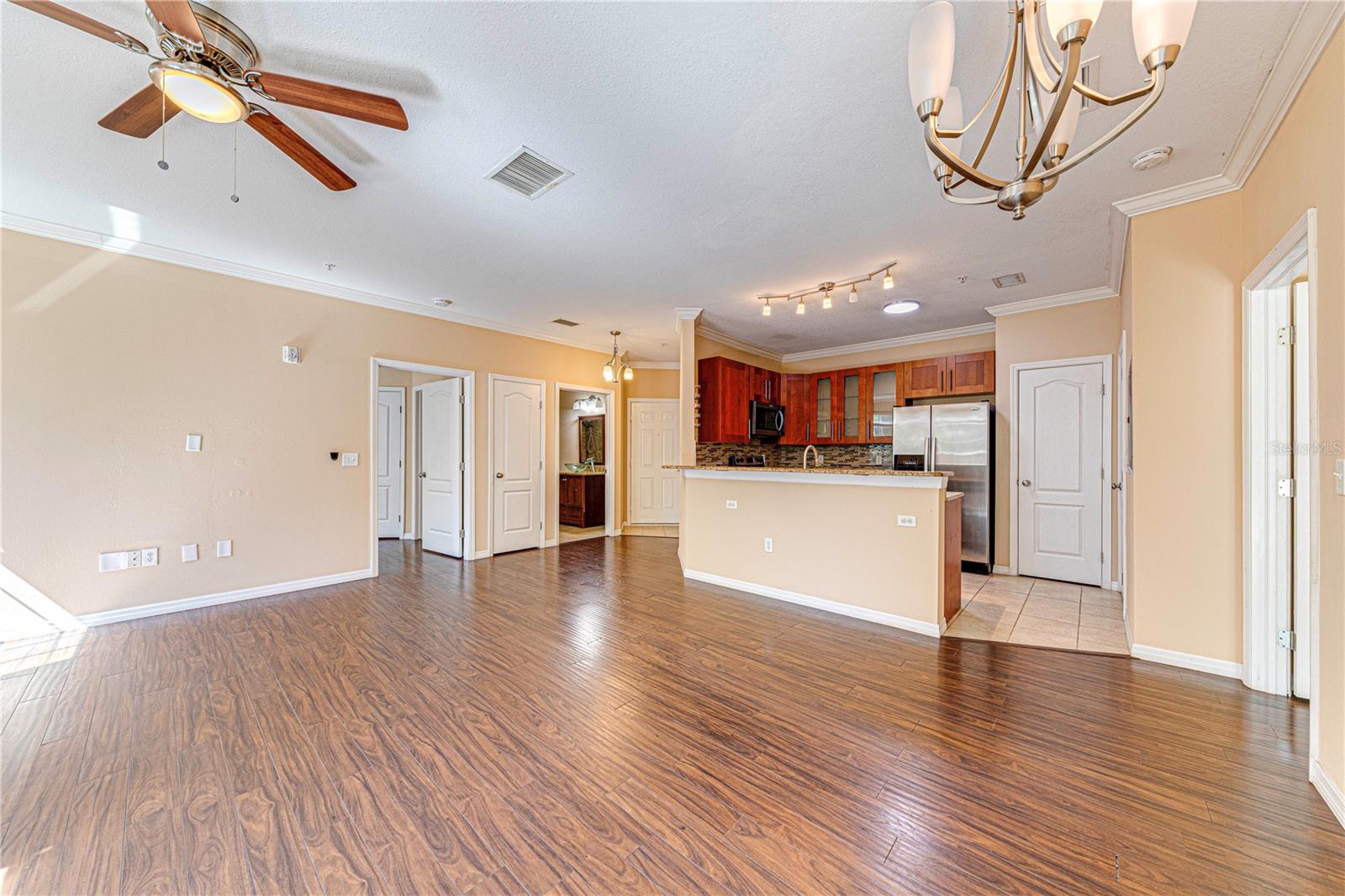 BORDEAUX - Residential Lease