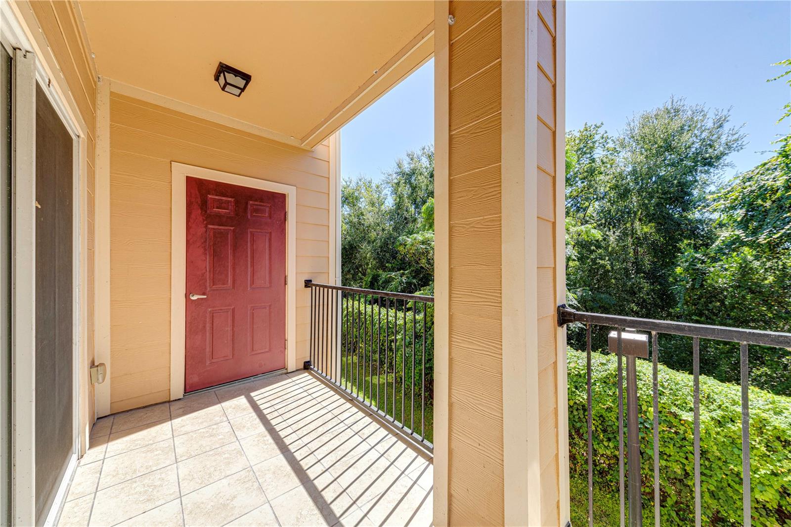 BORDEAUX - Residential Lease