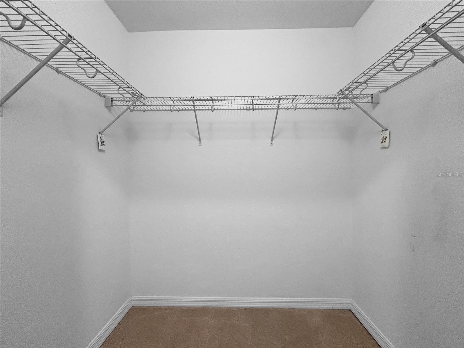 LAKEWOOD NATIONAL - Residential