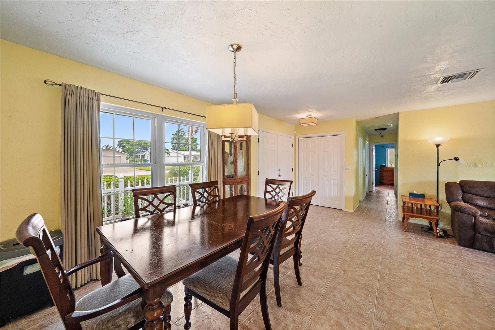 VILLAGE GREEN OF BRADENTON - Residential