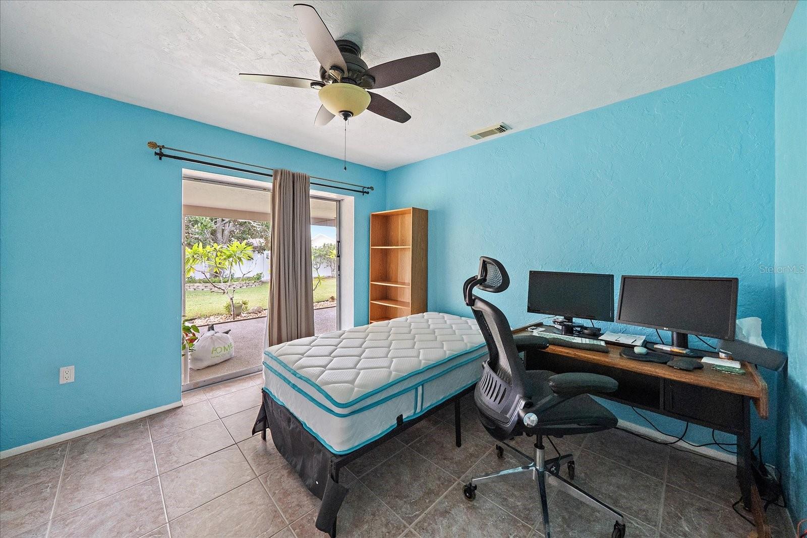 VILLAGE GREEN OF BRADENTON - Residential