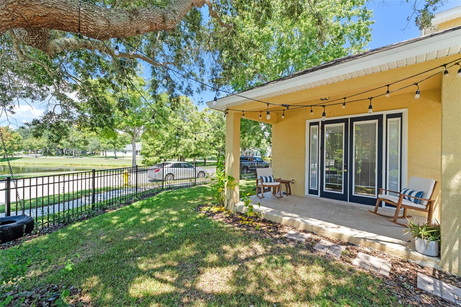 724 CHASE OAKS COURT