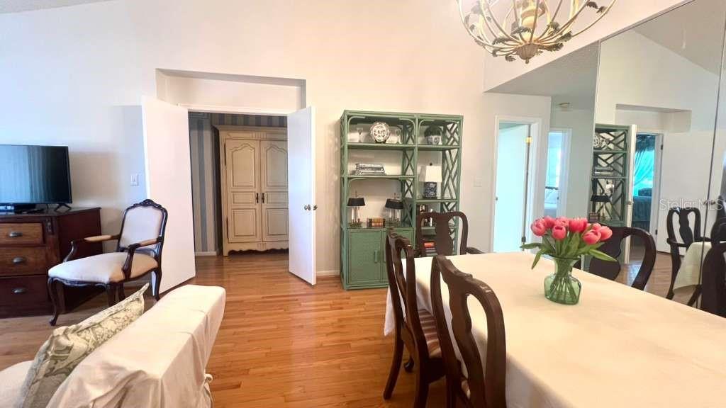 VISTA VERDE - Residential