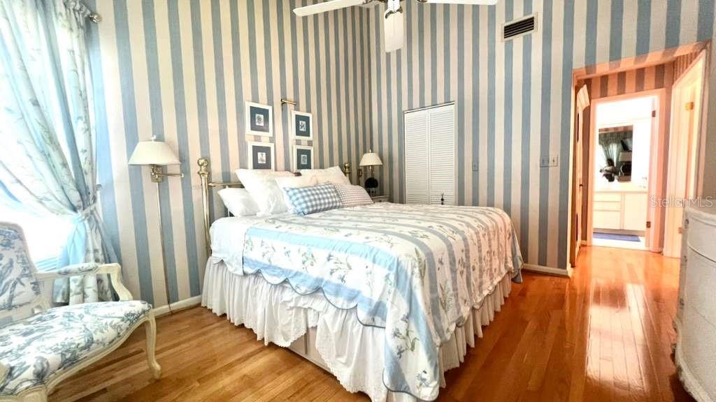 VISTA VERDE - Residential