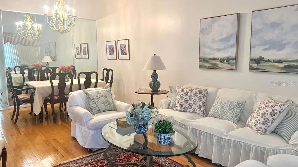 VISTA VERDE - Residential