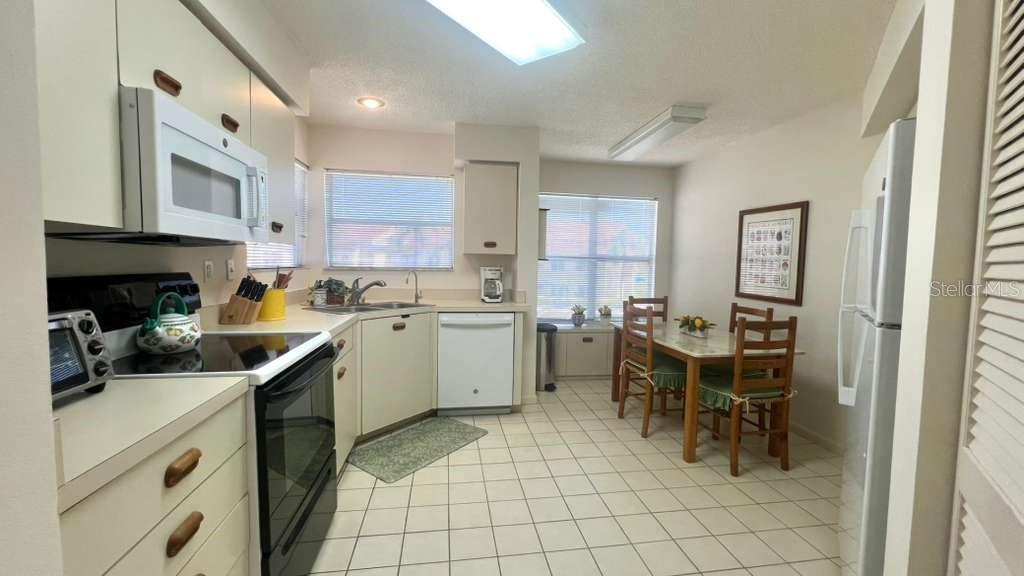 VISTA VERDE - Residential