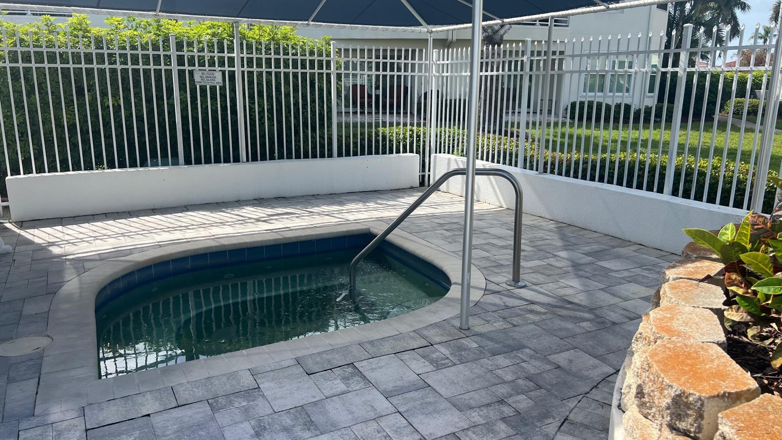 VISTA VERDE - Residential