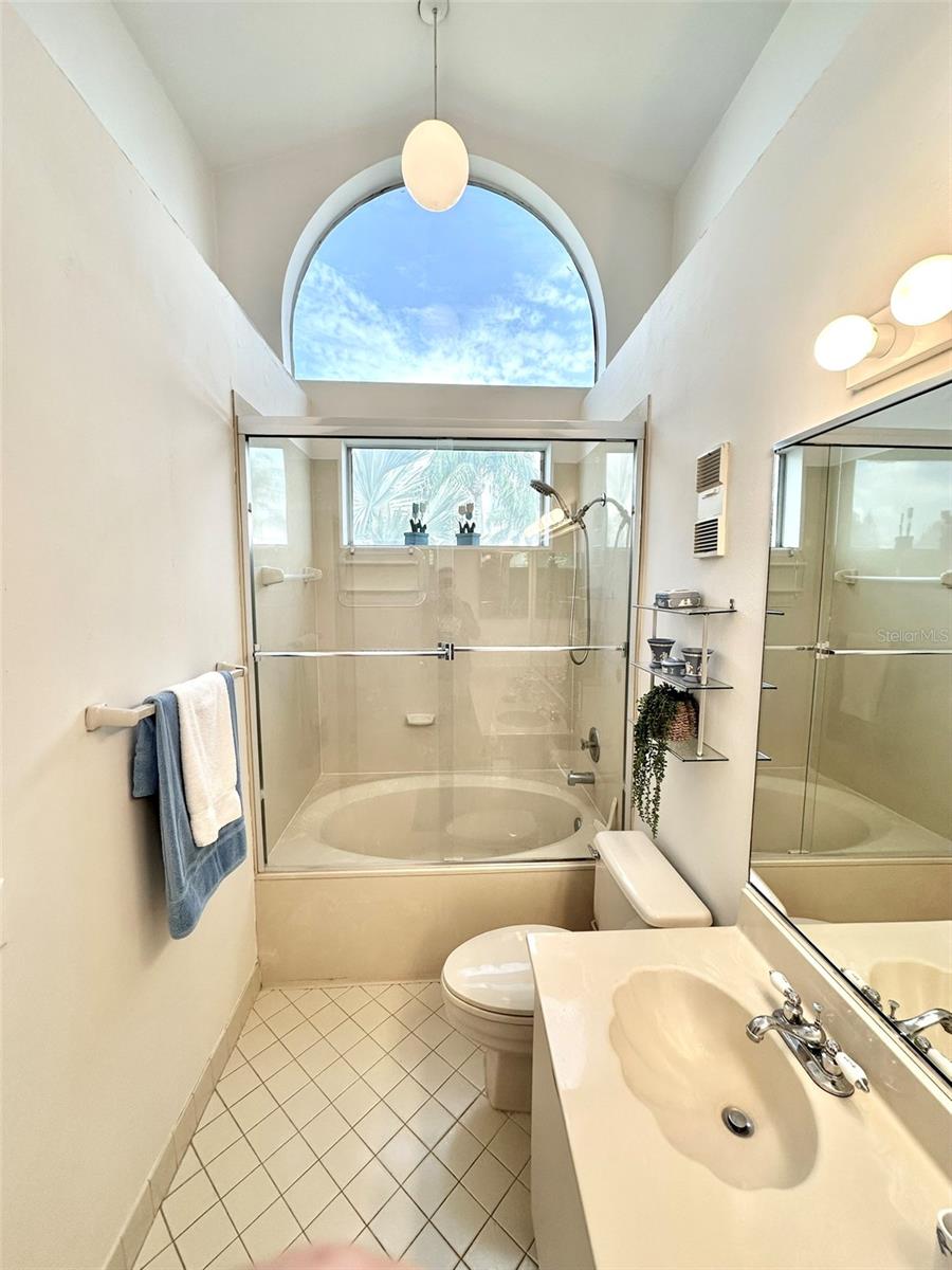 VISTA VERDE - Residential